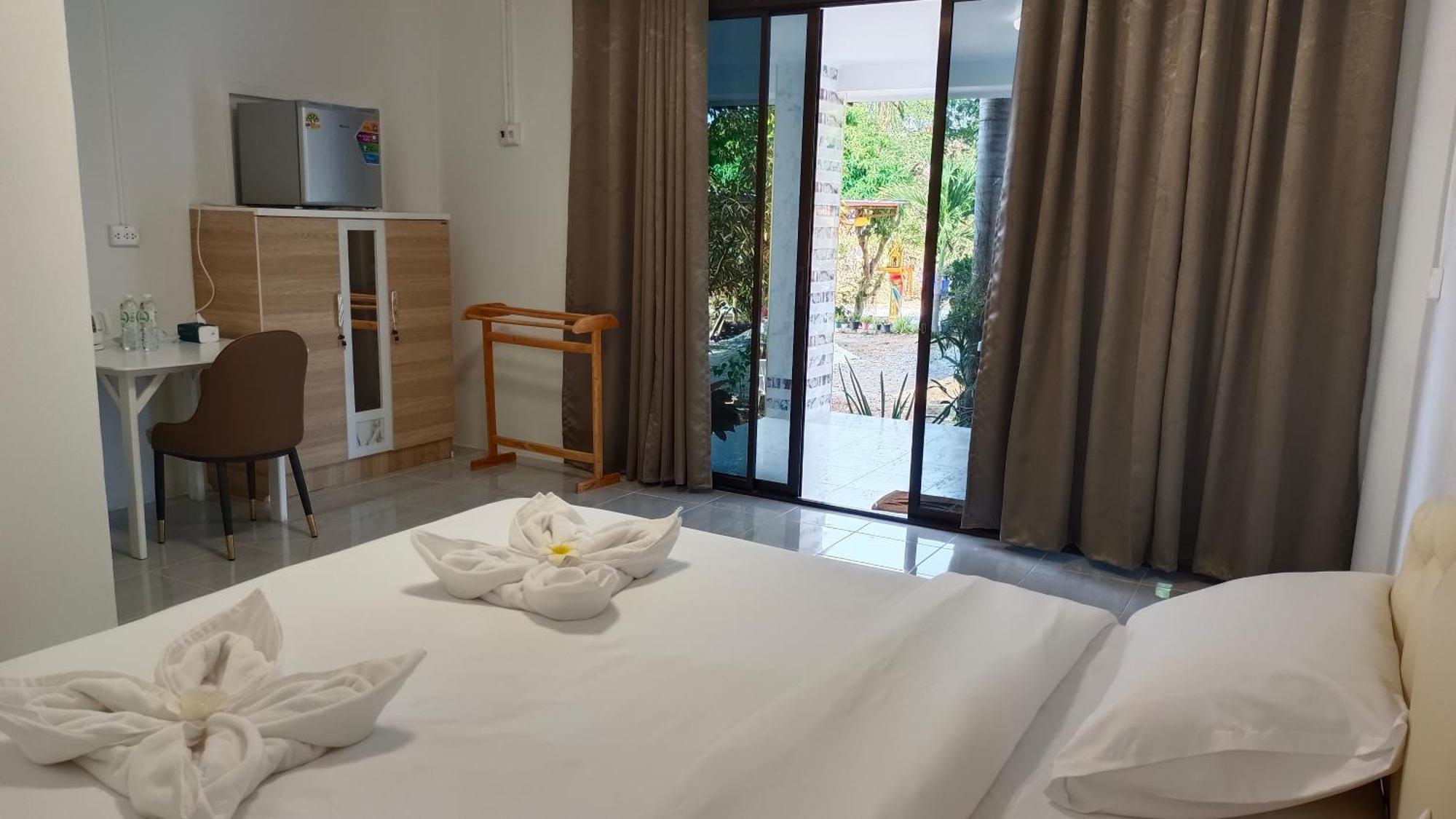 Batikseafood Airport & Room Ban Bo Sai Klang Ngoại thất bức ảnh